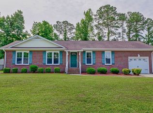 2605 Northwoods Dr, Jacksonville, NC 28540
