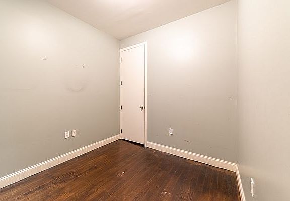 5th image of 524 Chauncey St #3C