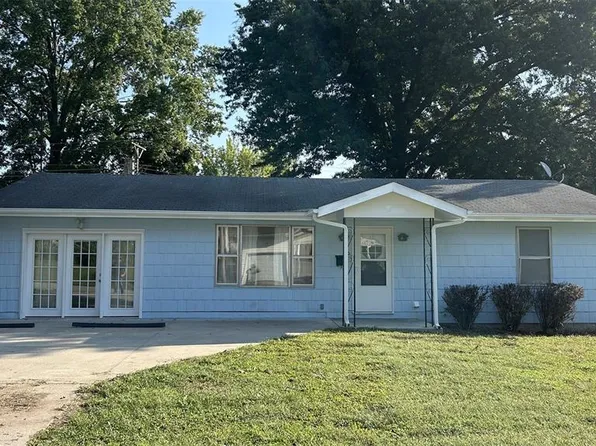 510 N 2nd St, Elsberry, MO 63343