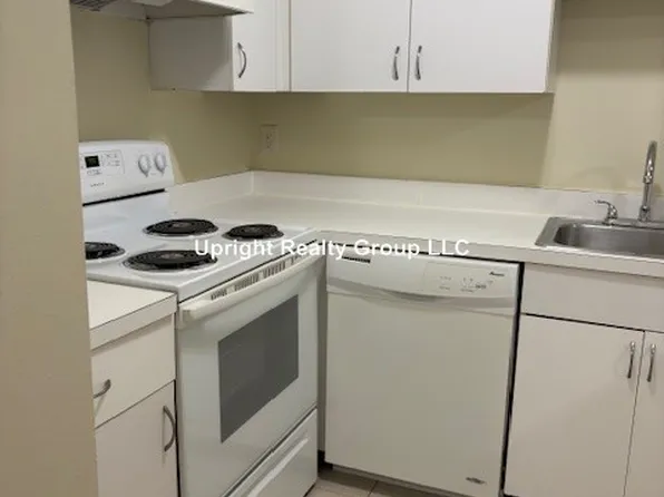(undisclosed Address), Fall River, MA 02723