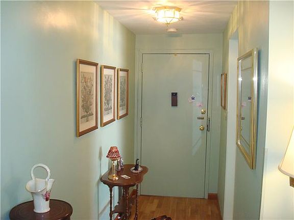 2nd image of 114 Harrogate Sq APT G