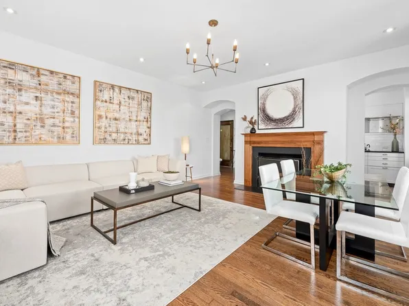 410 West 24th Street image 1 of 11