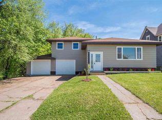 2521 E 4th St, Superior, WI 54880