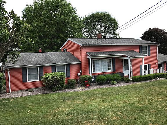 2nd image of 106 Champagne Ave