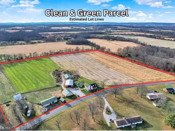 2894 Oxford Rd, New Oxford, PA 17350