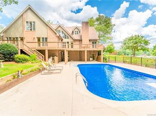 536 Innisbrook Rd, Statesville, NC 28625