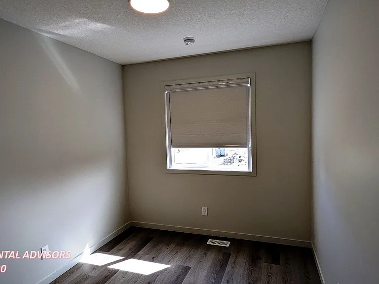 223 Magnolia Dr SE — Photo 8