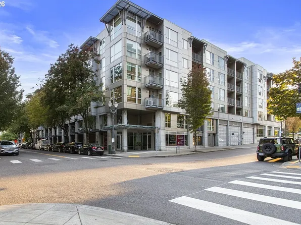 1125 NW 9th Ave APT 410, Portland, OR 97209