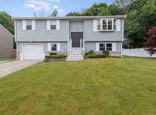 18 Whispering Pnes, Cumberland, RI 02864