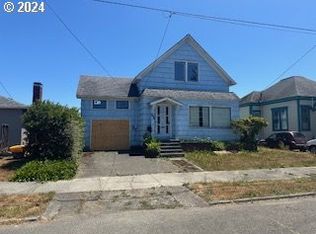 564 S 6th St, Coos Bay, OR 97420