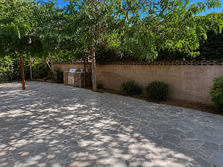 458 Fantasy St — Photo 11