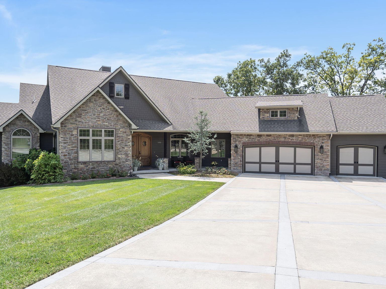 103 Bayhill Court, Branson, MO 65616 | Zillow