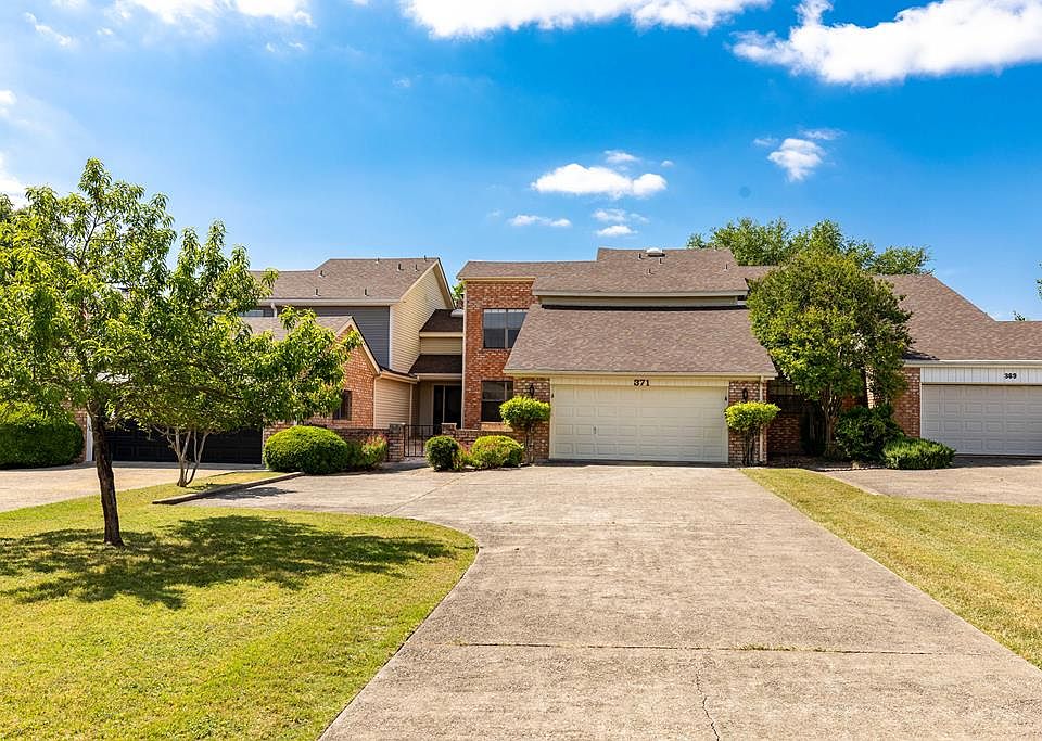 1st image of 371 Englewood Dr