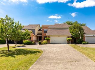371 Englewood Dr, Kerrville, TX 78028