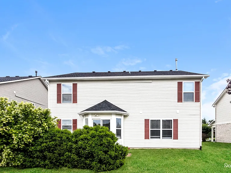 8684 N Springview Dr — Photo 15