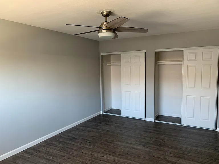 2043 Town And Country Ln — Photo 17