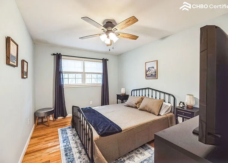 1710 Folly Rd — Photo 24