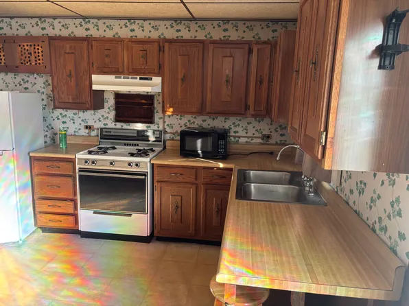 176 2nd Ave, Waynesburg, PA 15370