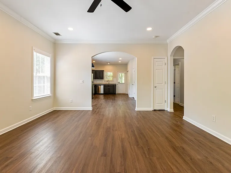 1311 Cashmere Dr — Photo 11