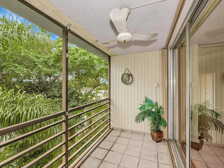118 Royal Park Dr #4G — Photo 7