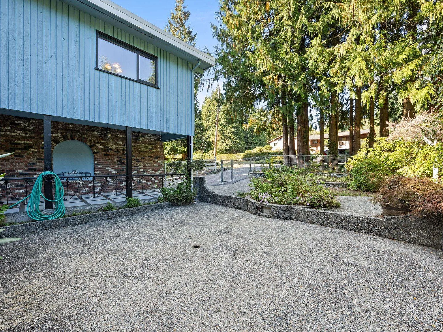 4 bed, 3200 sqft, $5,000 — Photo 3