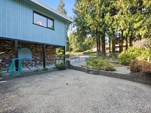 4 bedroom rental in Coquitlam — photo 3