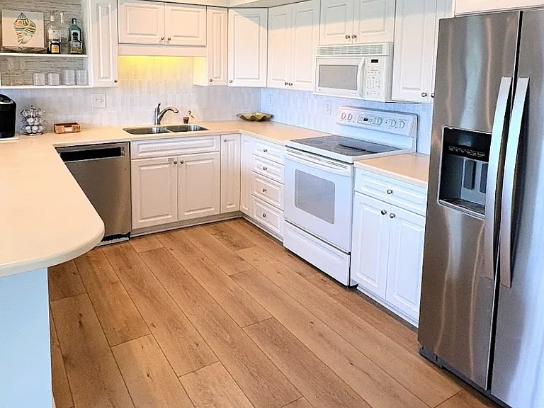 157 Driftwood Ct — Photo 4
