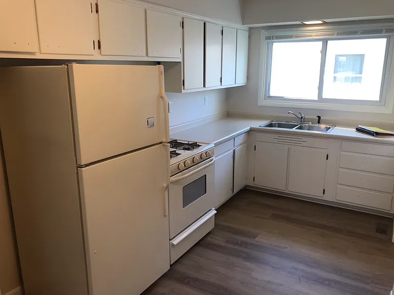 1109 S 10th Ave #1103 — Photo 9