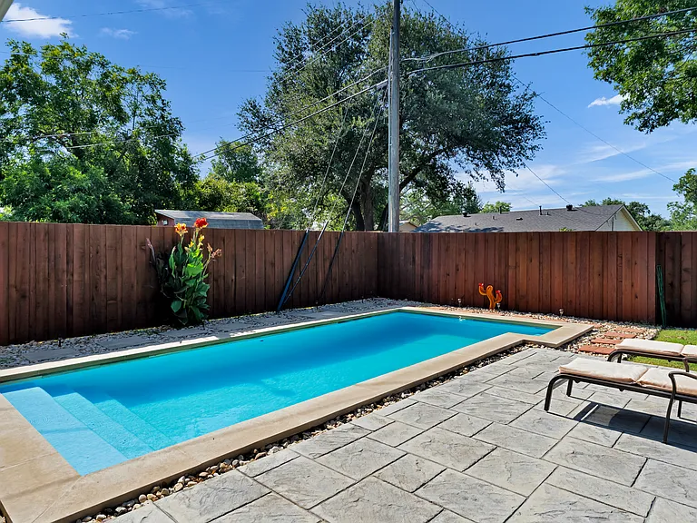 Chattanooga Dr — Photo 10