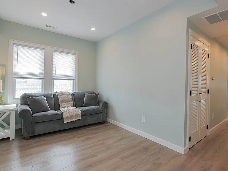 229 N Derby Ave #2 — Photo 32