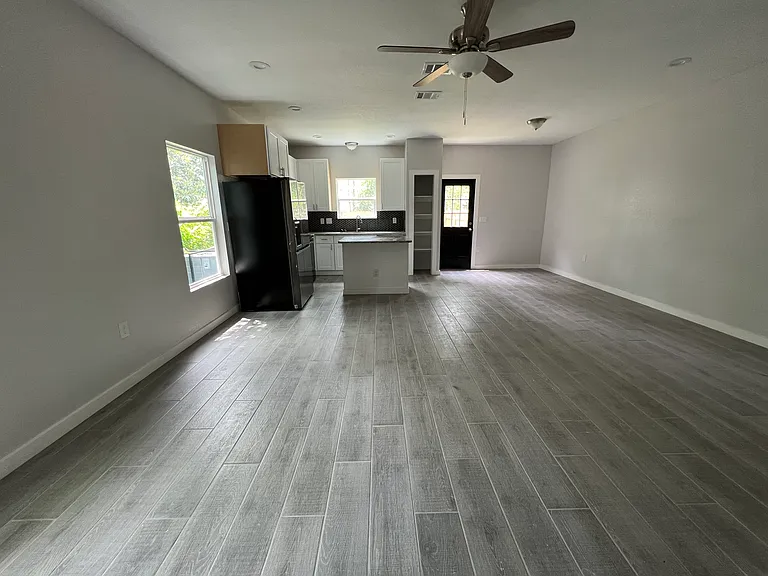 322 Vine St #102 — Photo 13