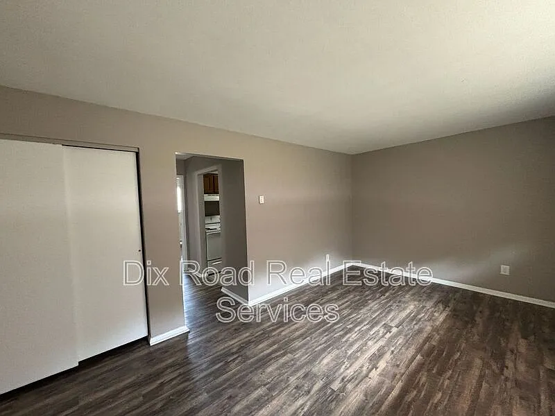 1 bed, 1.0 bath, 440 sqft, $725 — Photo 4