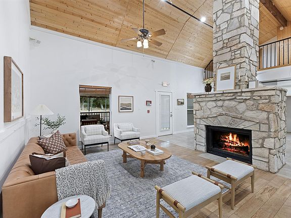 5th image of 10703 Ranch Road 12