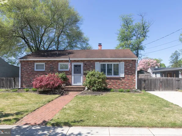 411 Illinois Ave, Delanco, NJ 08075