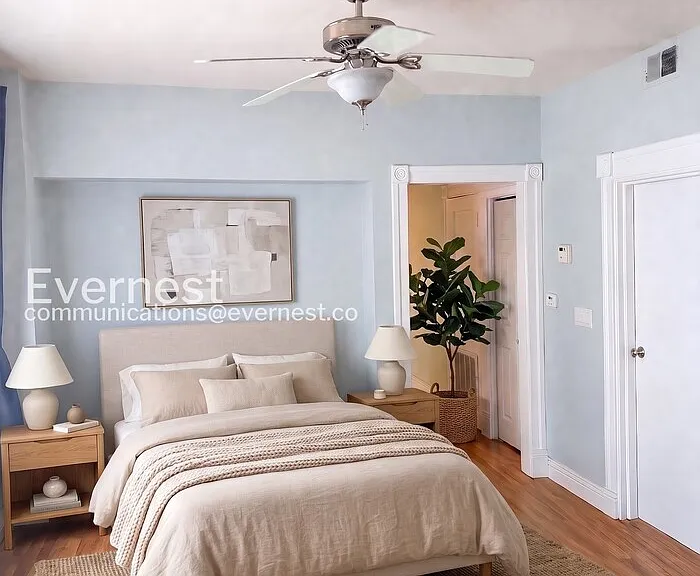 2500 N Southport Ave #2 — Photo 1