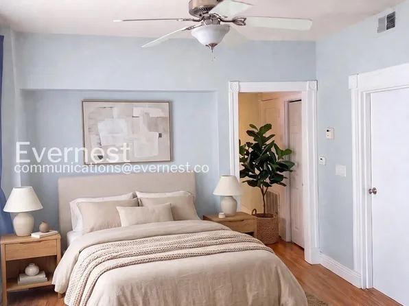 2500 N Southport Ave #2, Chicago, IL 60614