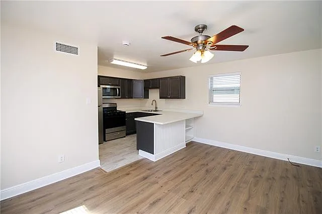 229 Oak Ave — Photo 9