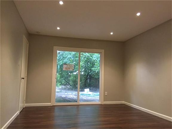 5th image of 10227 Huntington Wood Dr