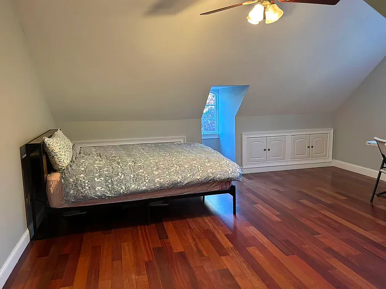 1002 Grove St #1 — Photo 12