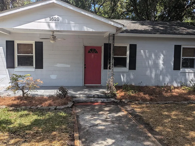 1620 Jessamine Rd — Photo 1