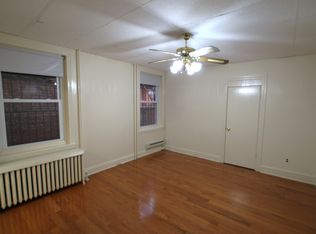2045 Chestnut St APT 1, Philadelphia, PA 19103
