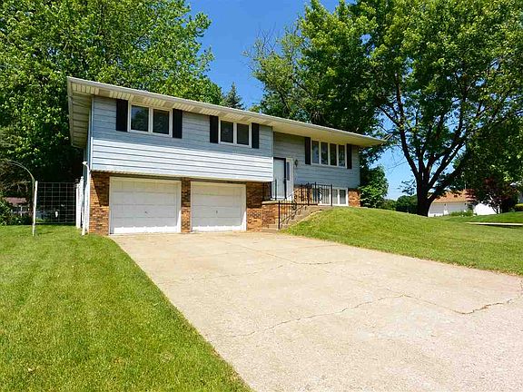 3rd image of 2205 S Kathy Ln