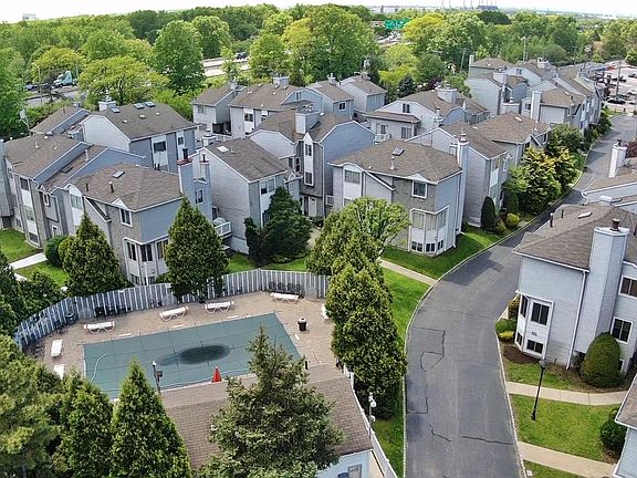 4th image of 703 South Ave #1