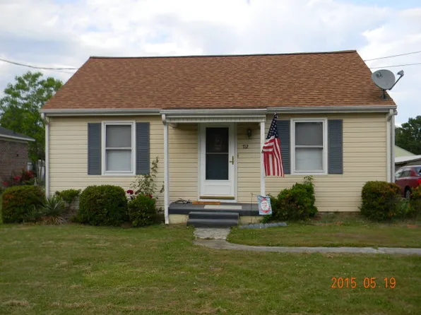 712 Raleigh Dr, Roanoke Rapids, NC 27870