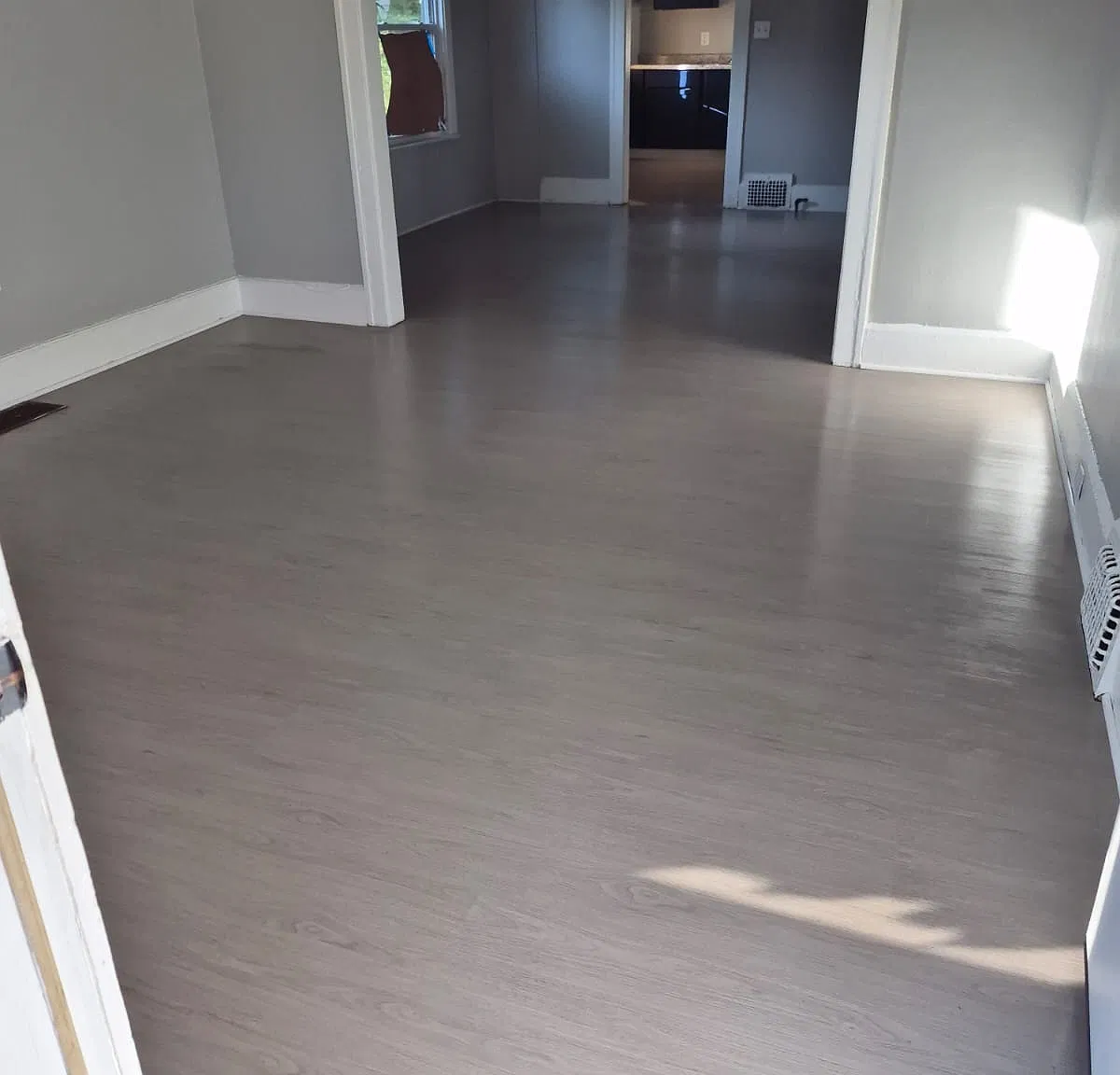2 bed, $900 — Photo 2