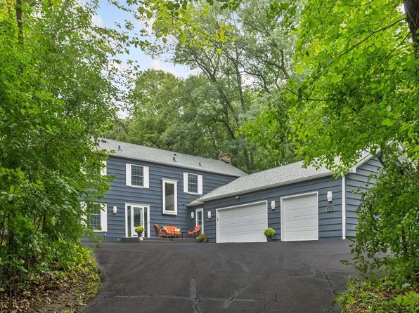1701 Oakland Rd, Minnetonka, MN 55305