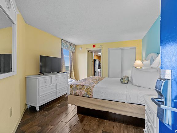 4th image of 6804 N Ocean Blvd. #415
