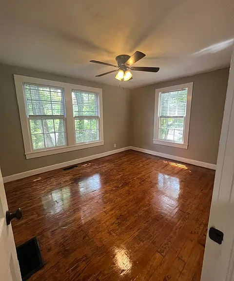 449 Northside Dr — Photo 9