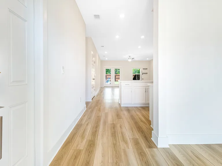 5320 Cornwall Dr — Photo 12