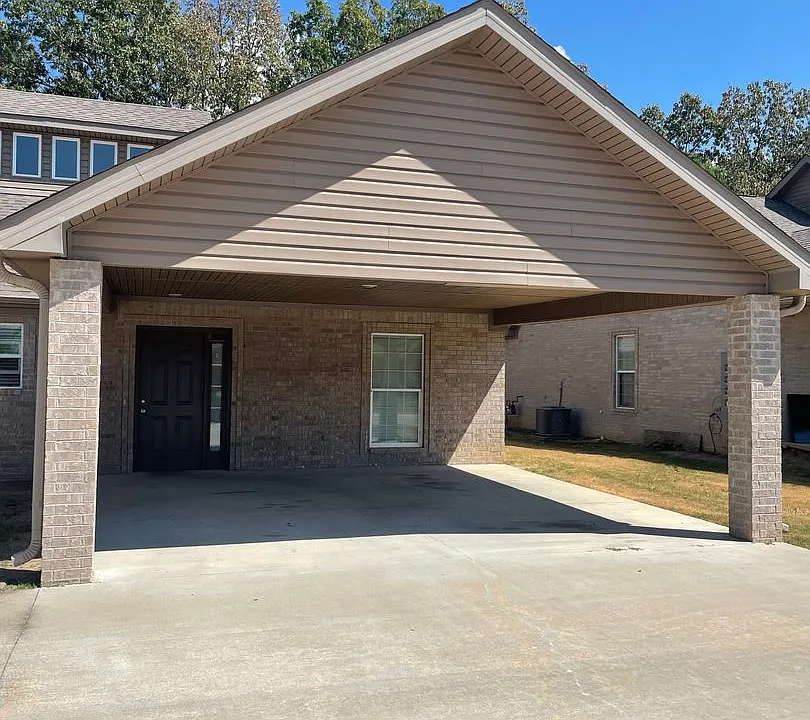 3104 Olivia Ct #1-4